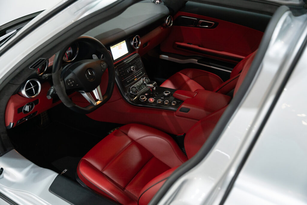 2011 Mercedes-Benz SLS AMG